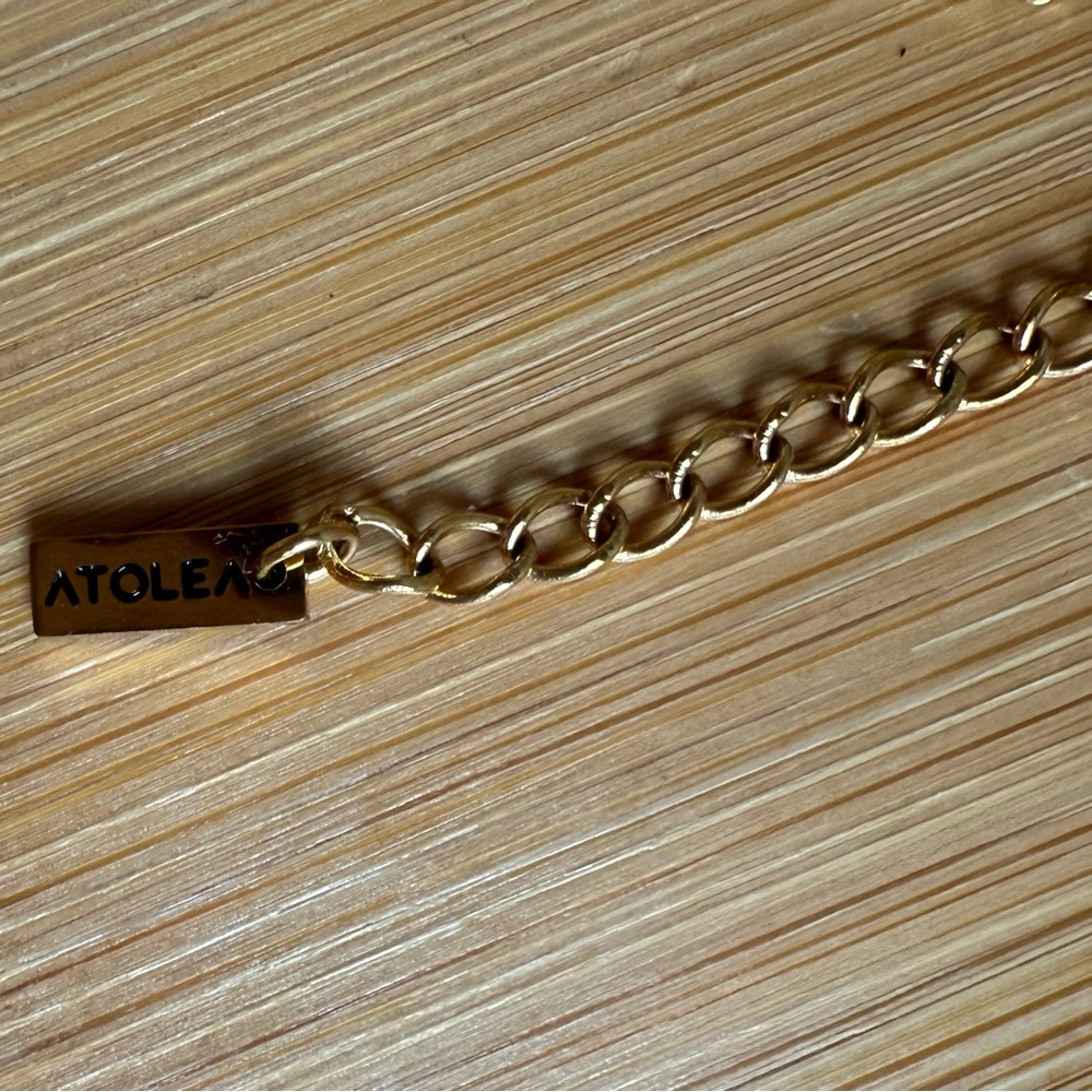 NWT Atolea Gold Octopus Pendant Necklace with Chain & Bag. - Picture 5 of 9